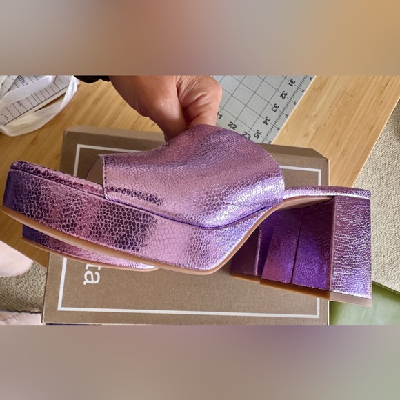 Dolce Vita Marsha Heels in Electric Violet Size - Picture 3 of 5